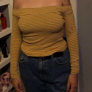 Off the shoulder yellow stripped shirt